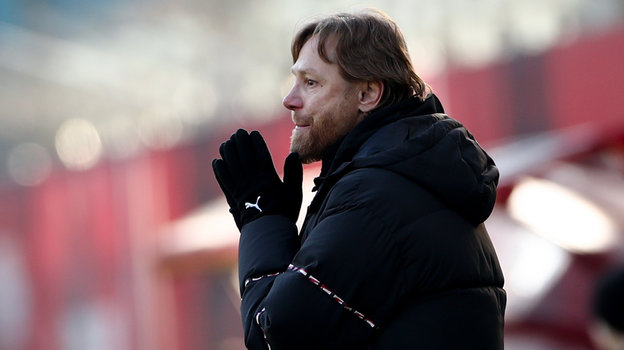 Валерий Карпин.