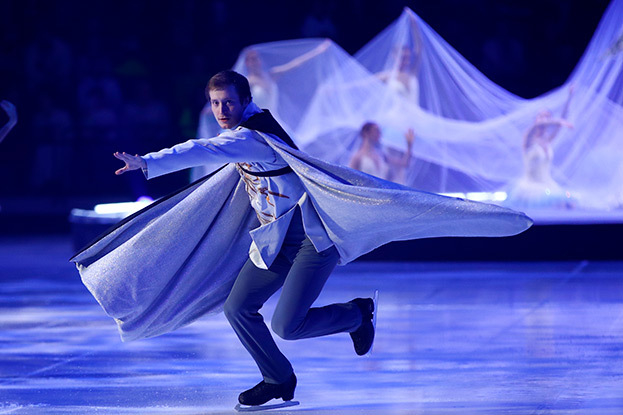 Александр Самарин. Фигурист Александр Самарин.
