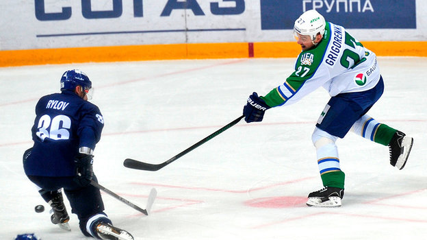 Игорь Григоренко в «Салавате». Хоккеист Игорь Григоренко играет за «Салават Юлаев».