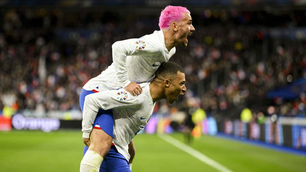 Антуан Гризманн и Килиан Мбаппе. Антуан Гризманн и Килиан Мбаппе