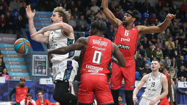 Игровой эпизод в матче «Нижний Новгород» — «Локомотив-Кубань».