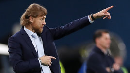 Карпин ответил Матыцину на критику и похвалил Пиняева. Что сказал тренер сборной России после победы над Ираком