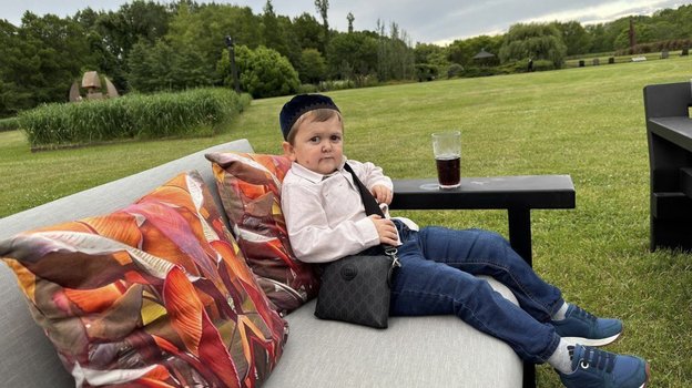 Хасбулла Магомедов (Хасбик).