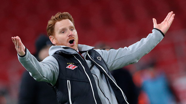 Гильермо Абаскаль. Главный тренер «Спартака» Гильермо Абаскаль.