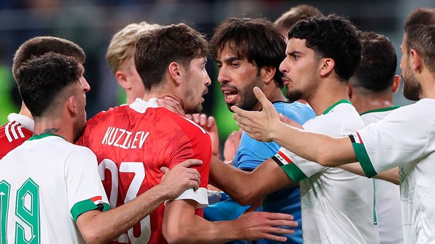 Стычка Далера Кузяева с игроками сборной Ирака.