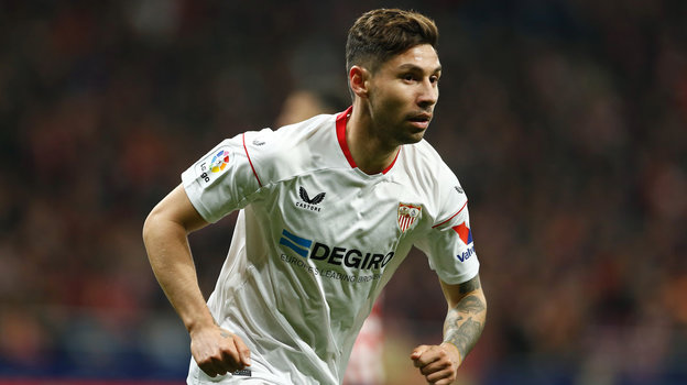 Футболист Гонсало Монтиэль