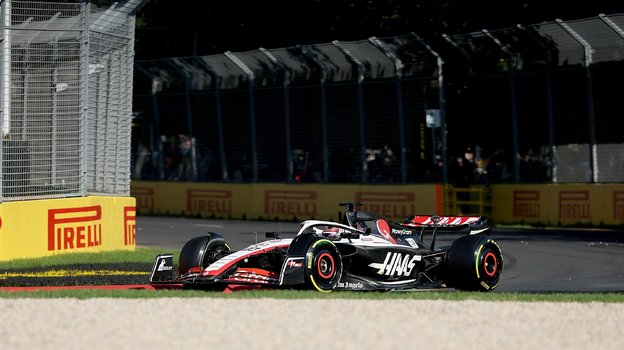 Болид Кевина Магнуссена.