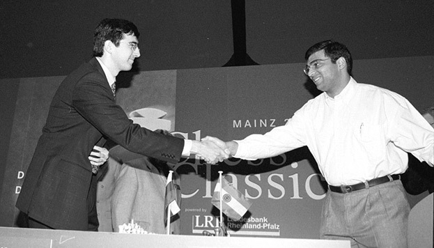 Владимир Крамник и Виши Ананд. Шахматисты Владимир Крамник и Виши Ананд.