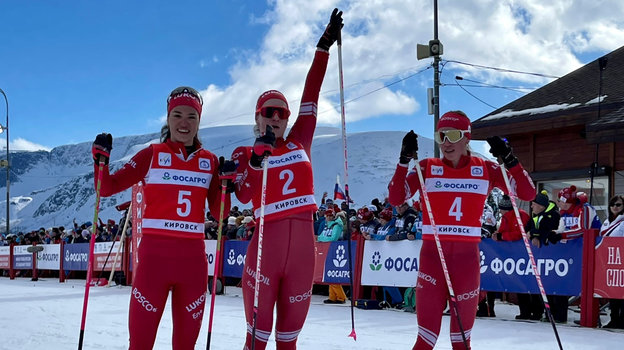 Вероника Степанова, Наталья Непряева, Мария Истомина. Вероника Степанова, Наталья Непряева, Мария Истомина