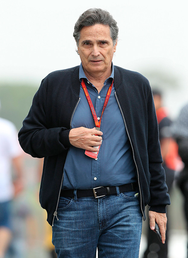 Нельсон Пике. Экс-гонщик Формулы-1 Нельсон Пике.