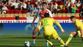 Головин мог забить, но допустил роковую ошибку. «Монако» упустил перевес в два мяча