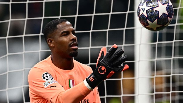 Вратарь «Милана» Майк Меньян.