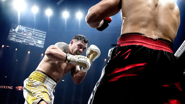 Александр Усик. Боксер Александр Усик.