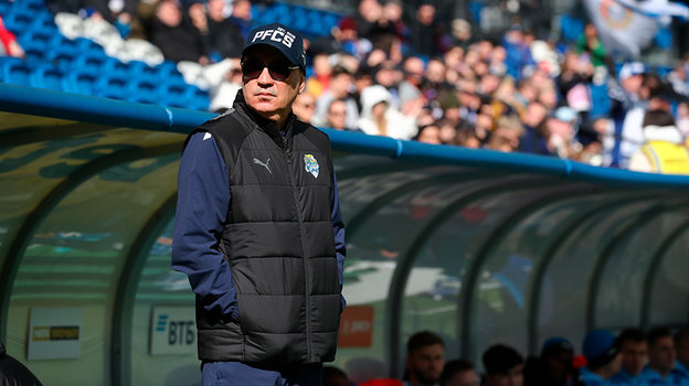 Курбан Бердыев. Главный тренер «Сочи» Курбан Бердыев.