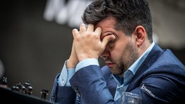 Лижэнь сравнял счет в чемпионском матче. На Непомнящего нашло затмение