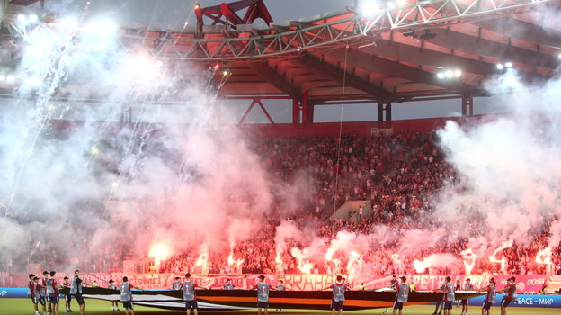 Фанаты «Олимпиакоса».