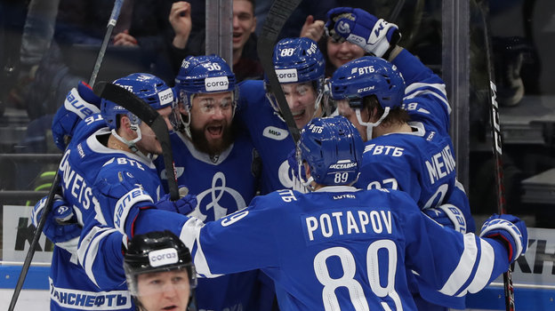 Радость хоккеистов «Динамо»