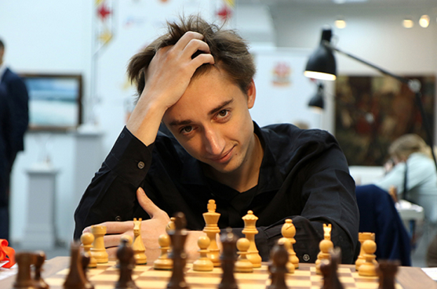 Шахматист и комментатор Даниил Дубов