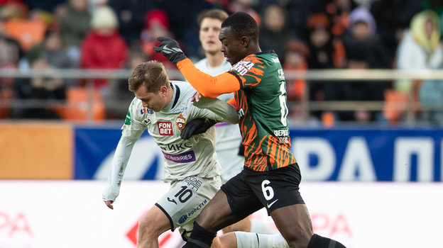 Иван Обляков в матче с «Уралом».