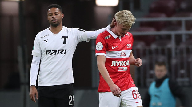 Руслан Литвинов в матче с «Торпедо».