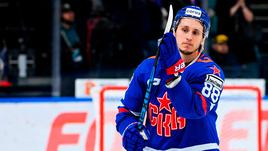 Хоккеист СКА Дамир Жафяров.