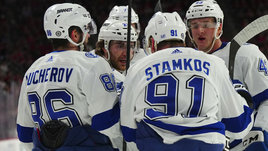 Кучеров мощно ворвался в плей-офф! Набрал три очка, а его «Тампа» вынесла «Торонто»