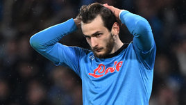 «Наполи» и Хвича покатились вниз. Почему потухла самая яркая команда Европы