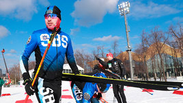Биатлонист Антон Шипулин на «Гонке звезд» в Лужниках.