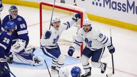 Невероятный камбэк «Торонто»: отыгрался с 1:4 и готов отправить «Тампу» в отпуск!