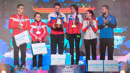 Призеры Nornickel Curling Cup 2023 Елизавета Трухина и Николай Лысаков, Алина Ковалева и Алексей Тимофеев, Анастасия Брызгалова и Александр Крушельницкий.