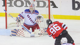 Хоккеист Игорь Шестеркин