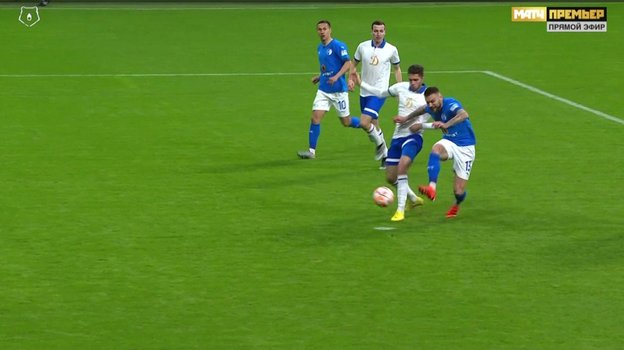 Эпизод матча «Динамо» — «Факел».