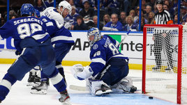 «Торонто» — во втором раунде плей-офф впервые за 19 лет! Кучеров и Василевский прервали мощную серию