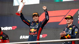 Заигрались с хаосом. Ферстаппен предпочел проиграть Пересу на непредсказуемой трассе в Баку, а гонка едва не завершилась трагедией