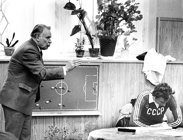 Константин Бесков и Юрий Гаврилов. Константин Бесков и Юрий Гаврилов в сборной СССР.