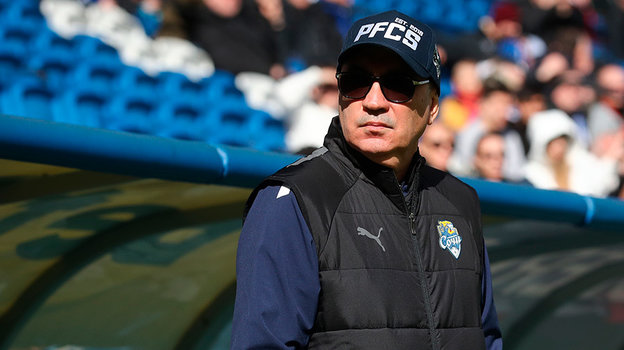 Курбан Бердыев. Главный тренер «Сочи» Курбан Бердыев.