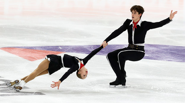 Екатерина Гейниш и Дмитрий Чигирев. Фигуристы Екатерина Гейниш и Дмитрий Чигирев.