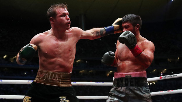 Сауль Альварес и Джон Райдер. Сауль Альварес и Джон Райдер