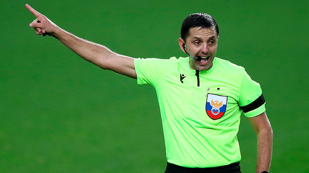 Павел Кукуян. Арбитр Павел Кукуян.