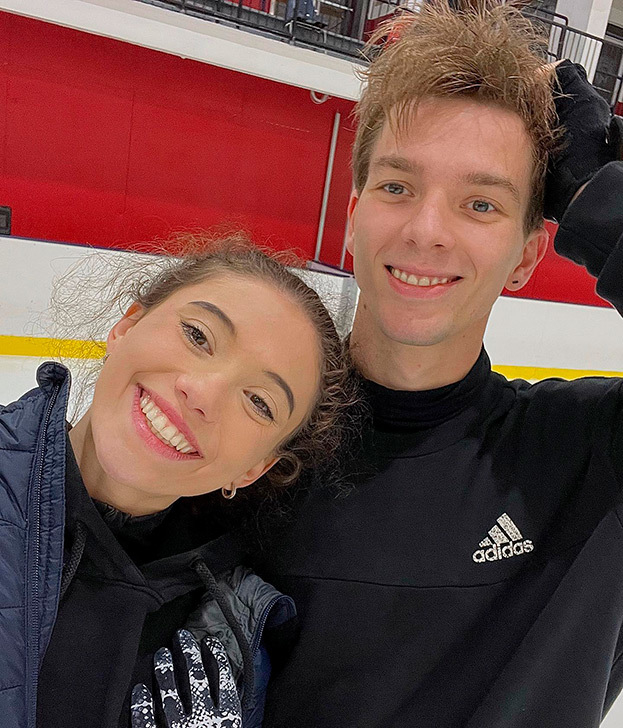 Аннабель Морозов и Игорь Еременко. Фигуристы Аннабель Морозов и Игорь Еременко.