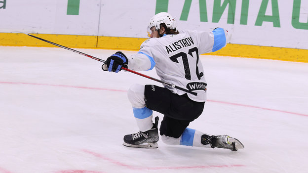 Владимир Алистров. Хоккеист Владимир Алистров