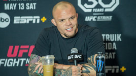 «Из российских городов знаю только Москву и Чечню». Большое интервью с Энтони Смитом