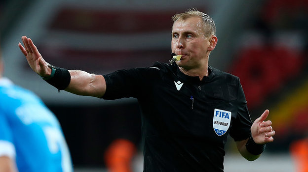 Сергей Иванов. Судья Сергей Иванов.