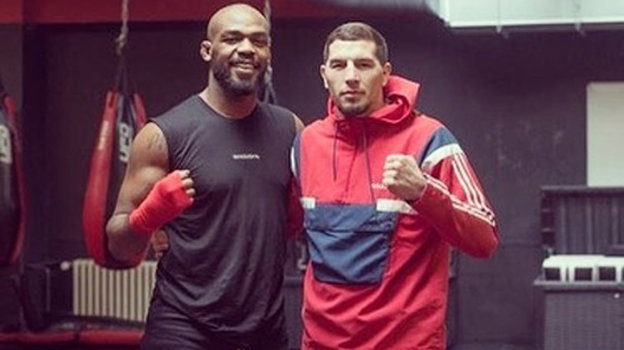 Джон Джонс и Абусупьян Магомедов. Джон Джонс и Абусупьян Магомедов