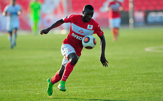 Фэшн Сакала.