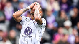 Во Франции футболисты отказываются от радужных маек и антигомофобных акций. К ним уже применяют санкции