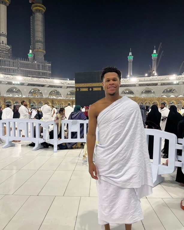 Девин Хейни.