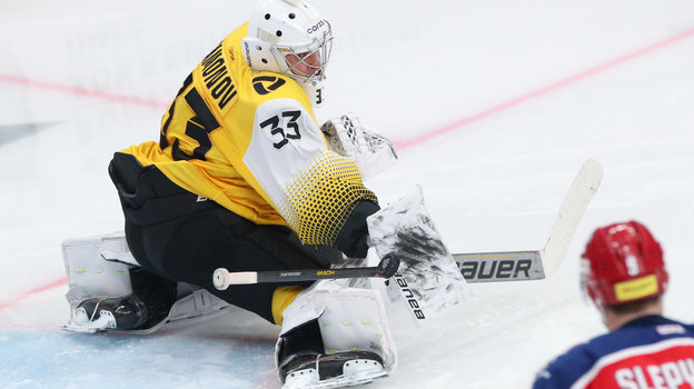 Александр Самонов. Вратарь Александр Самонов