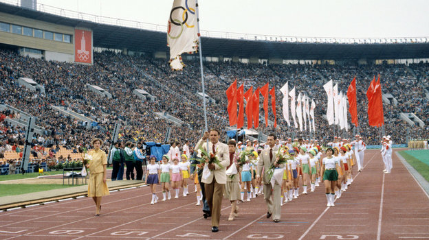 19 июля 1980 года. Москва. Парад участников на церемонии открытия Игр.