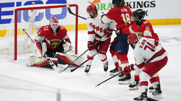 Сергей Бобровский в третьей игре серии «Флорида» — «Каролина» (1:0) в Санрайзе 22 мая.